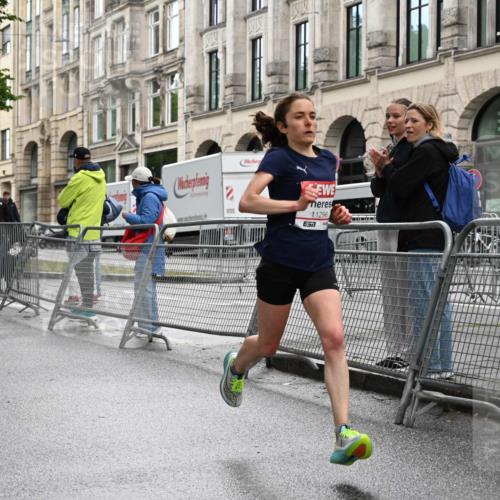 14.06.2026 - REWE Women's Run J. Mangold http://msf.ph/oto/9768318 14.06.2026 09:43:41 Ziel 10859, 11296 meine-sportfotos.de
