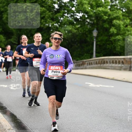14.06.2026 - REWE Women's Run Dr. Thomas Lammeyer http://msf.ph/oto/9768320 14.06.2026 09:45:01 Laufen 1119, 10482, 7 meine-sportfotos.de
