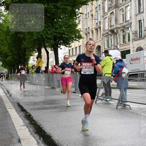 14.06.2026 - REWE Women's Run J. Mangold http://msf.ph/oto/9768337 14.06.2026 09:44:05 Ziel 10245, 10481, 11447 meine-sportfotos.de