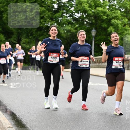 14.06.2026 - REWE Women's Run Dr. Thomas Lammeyer http://msf.ph/oto/9768378 14.06.2026 09:45:05 Laufen 11045, 7, 11044, 7, 11150, 7, 10370 meine-sportfotos.de