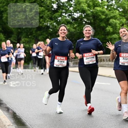14.06.2026 - REWE Women's Run Dr. Thomas Lammeyer http://msf.ph/oto/9768381 14.06.2026 09:45:06 Laufen 11045, 7, 11044, 7, 11150, 7 meine-sportfotos.de