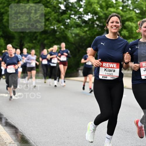 14.06.2026 - REWE Women's Run Dr. Thomas Lammeyer http://msf.ph/oto/9768391 14.06.2026 09:45:06 Laufen 11045, 7, 11044 meine-sportfotos.de