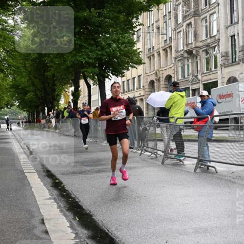 14.06.2026 - REWE Women's Run J. Mangold http://msf.ph/oto/9768392 14.06.2026 09:44:22 Ziel 10328, 10480, 11079, 11418 meine-sportfotos.de