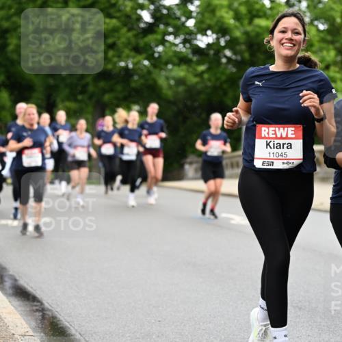 14.06.2026 - REWE Women's Run Dr. Thomas Lammeyer http://msf.ph/oto/9768393 14.06.2026 09:45:06 Laufen 11045, 11044 meine-sportfotos.de