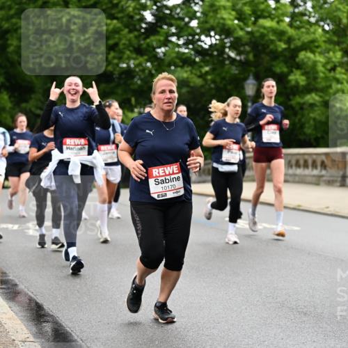 14.06.2026 - REWE Women's Run Dr. Thomas Lammeyer http://msf.ph/oto/9768426 14.06.2026 09:45:09 Laufen 10805, 10170, 1147 meine-sportfotos.de
