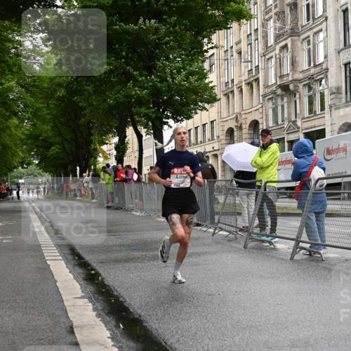 14.06.2026 - REWE Women's Run J. Mangold http://msf.ph/oto/9768444 14.06.2026 09:45:48 Ziel 10020 meine-sportfotos.de