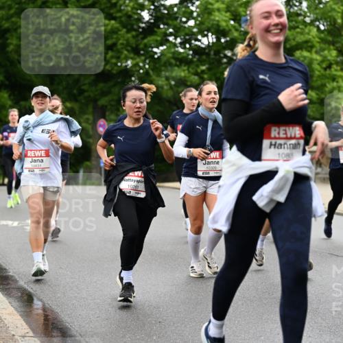14.06.2026 - REWE Women's Run Dr. Thomas Lammeyer http://msf.ph/oto/9768449 14.06.2026 09:45:10 Laufen 10831, 10261, 57, 10320, 1083, 11018, 57 meine-sportfotos.de