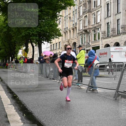 14.06.2026 - REWE Women's Run J. Mangold http://msf.ph/oto/9768465 14.06.2026 09:46:13 Ziel 11023 meine-sportfotos.de