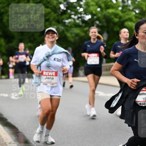 14.06.2026 - REWE Women's Run Dr. Thomas Lammeyer http://msf.ph/oto/9768467 14.06.2026 09:45:12 Laufen 10831, 10261, 10320 meine-sportfotos.de