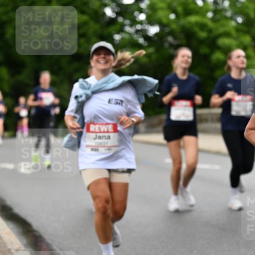 14.06.2026 - REWE Women's Run Dr. Thomas Lammeyer http://msf.ph/oto/9768473 14.06.2026 09:45:12 Laufen 102, 7 meine-sportfotos.de