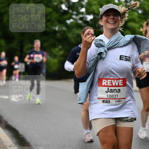14.06.2026 - REWE Women's Run Dr. Thomas Lammeyer http://msf.ph/oto/9768478 14.06.2026 09:45:13 Laufen 10831 meine-sportfotos.de