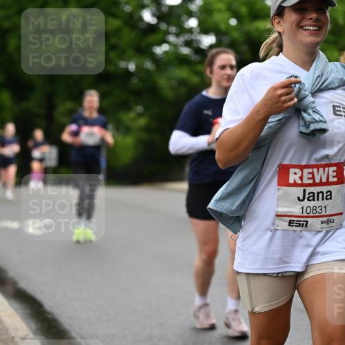 14.06.2026 - REWE Women's Run Dr. Thomas Lammeyer http://msf.ph/oto/9768480 14.06.2026 09:45:13 Laufen 10831 meine-sportfotos.de