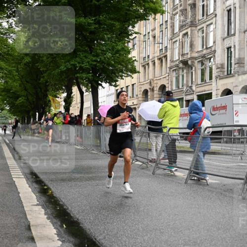 14.06.2026 - REWE Women's Run J. Mangold http://msf.ph/oto/9768482 14.06.2026 09:46:25 Ziel 10892 meine-sportfotos.de