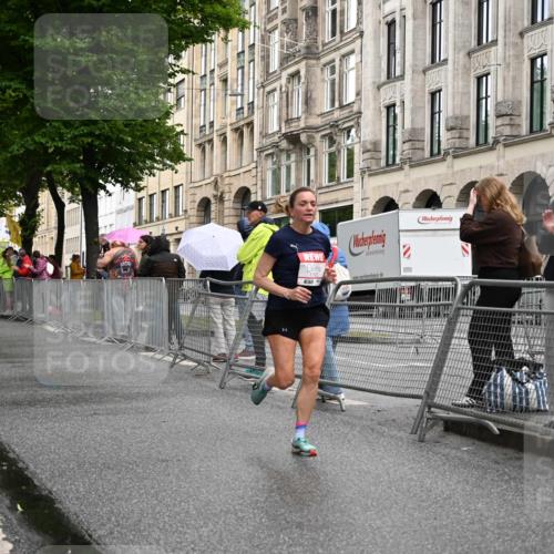 14.06.2026 - REWE Women's Run J. Mangold http://msf.ph/oto/9768506 14.06.2026 09:46:31 Ziel 11520 meine-sportfotos.de