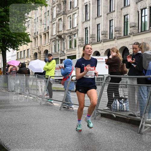 14.06.2026 - REWE Women's Run J. Mangold http://msf.ph/oto/9768510 14.06.2026 09:46:31 Ziel 11520 meine-sportfotos.de