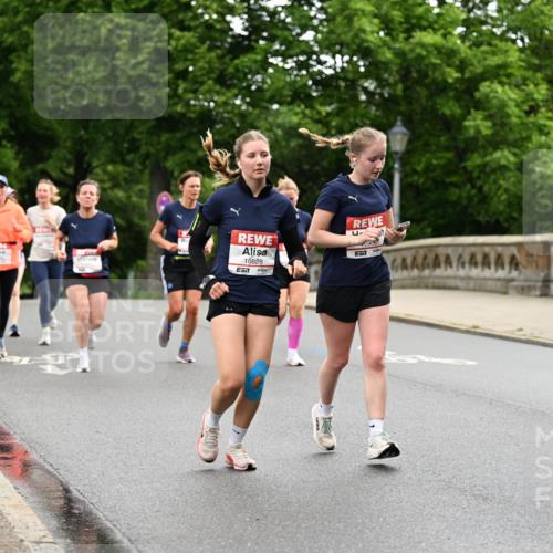 14.06.2026 - REWE Women's Run Dr. Thomas Lammeyer http://msf.ph/oto/9768561 14.06.2026 09:45:18 Laufen 10828, 57 meine-sportfotos.de