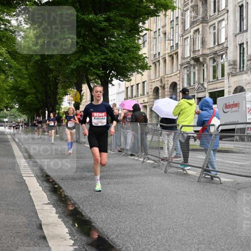 14.06.2026 - REWE Women's Run J. Mangold http://msf.ph/oto/9768571 14.06.2026 09:47:01 Ziel 10386, 10488 meine-sportfotos.de