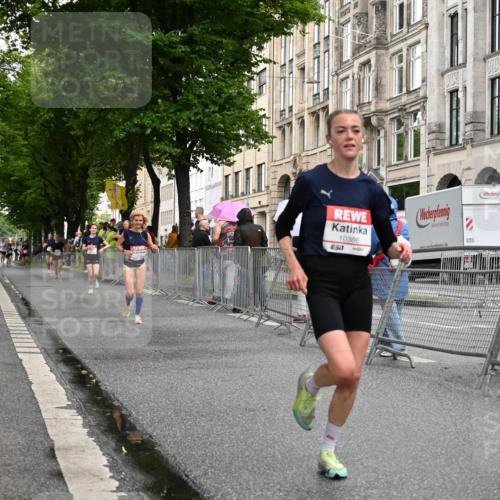 14.06.2026 - REWE Women's Run J. Mangold http://msf.ph/oto/9768583 14.06.2026 09:47:02 Ziel 10386, 10488, 10994 meine-sportfotos.de