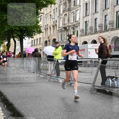 14.06.2026 - REWE Women's Run J. Mangold http://msf.ph/oto/9768611 14.06.2026 09:47:08 Ziel 10081, 10118, 10488, 10994 meine-sportfotos.de