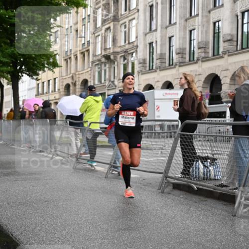 14.06.2026 - REWE Women's Run J. Mangold http://msf.ph/oto/9768631 14.06.2026 09:47:14 Ziel 10081, 10118 meine-sportfotos.de