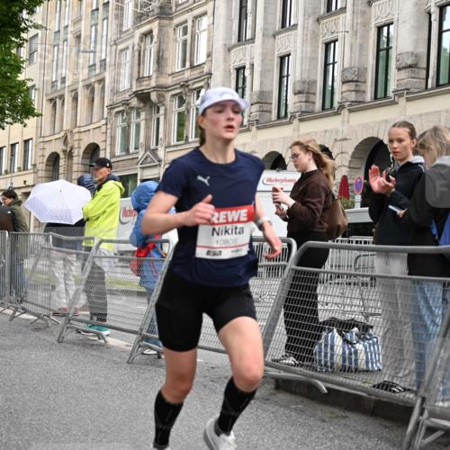 14.06.2026 - REWE Women's Run J. Mangold http://msf.ph/oto/9768679 14.06.2026 09:47:27 Ziel 10206, 10808 meine-sportfotos.de