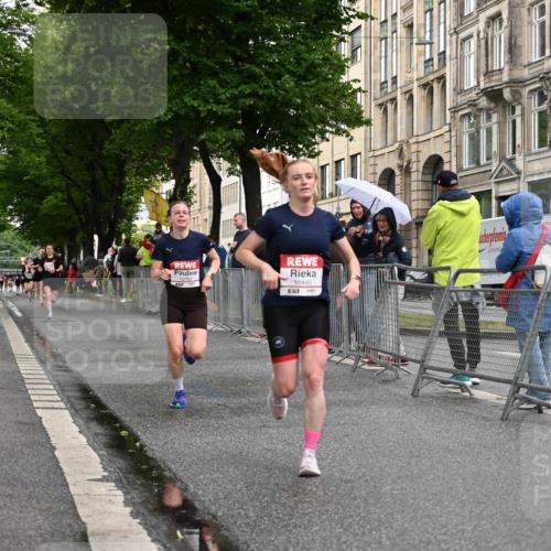14.06.2026 - REWE Women's Run J. Mangold http://msf.ph/oto/9768705 14.06.2026 09:47:49 Ziel 10489, 10752 meine-sportfotos.de