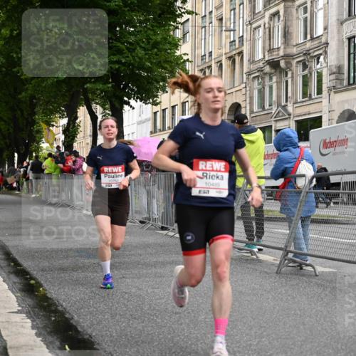 14.06.2026 - REWE Women's Run J. Mangold http://msf.ph/oto/9768713 14.06.2026 09:47:50 Ziel 10273, 10489, 10752 meine-sportfotos.de