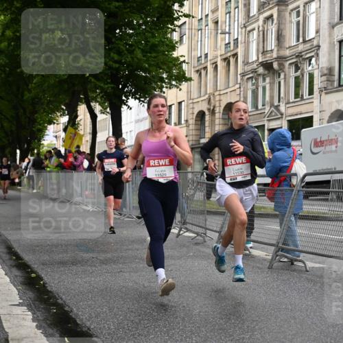 14.06.2026 - REWE Women's Run J. Mangold http://msf.ph/oto/9768785 14.06.2026 09:48:21 Ziel 10115, 11141, 11529, 11530 meine-sportfotos.de