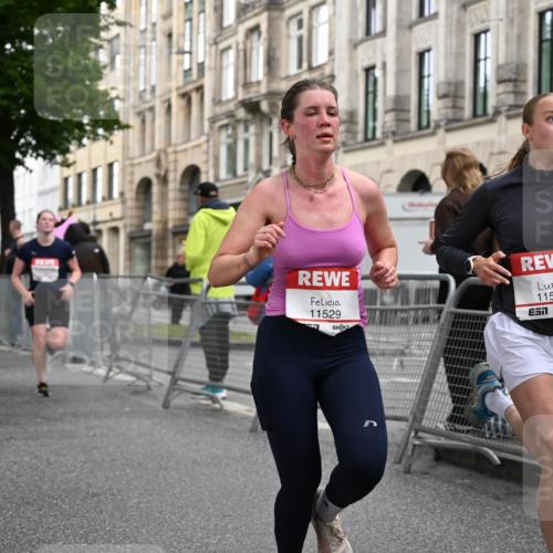 14.06.2026 - REWE Women's Run J. Mangold http://msf.ph/oto/9768791 14.06.2026 09:48:22 Ziel 10115, 11141, 11529, 11530 meine-sportfotos.de