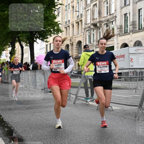 14.06.2026 - REWE Women's Run J. Mangold http://msf.ph/oto/9768814 14.06.2026 09:48:30 Ziel 10215, 10266, 10407, 10929 meine-sportfotos.de
