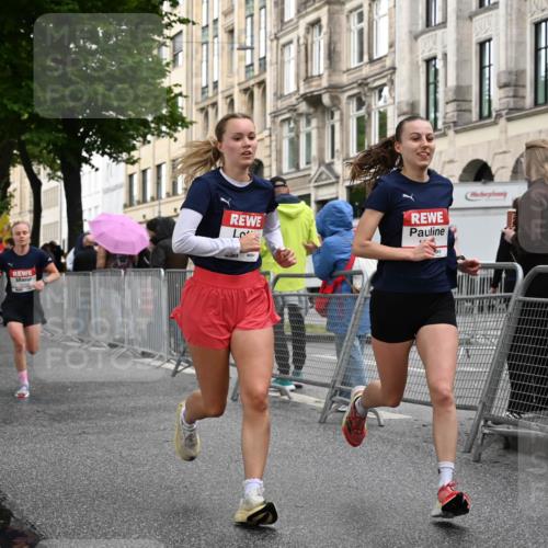 14.06.2026 - REWE Women's Run J. Mangold http://msf.ph/oto/9768816 14.06.2026 09:48:30 Ziel 10215, 10266, 10407, 10929 meine-sportfotos.de