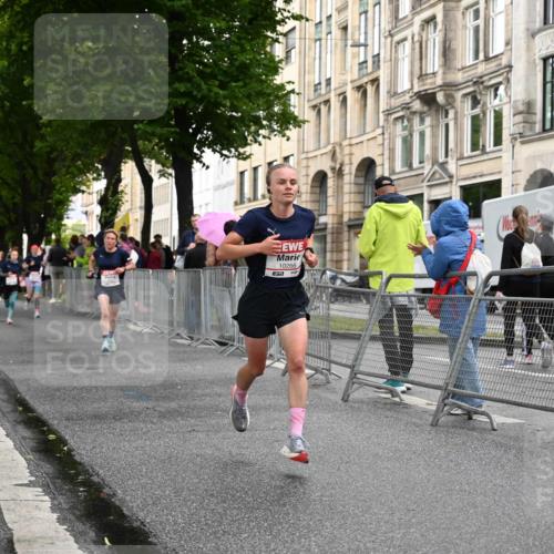 14.06.2026 - REWE Women's Run J. Mangold http://msf.ph/oto/9768824 14.06.2026 09:48:32 Ziel 10215, 10266, 10407, 10642, 10929 meine-sportfotos.de