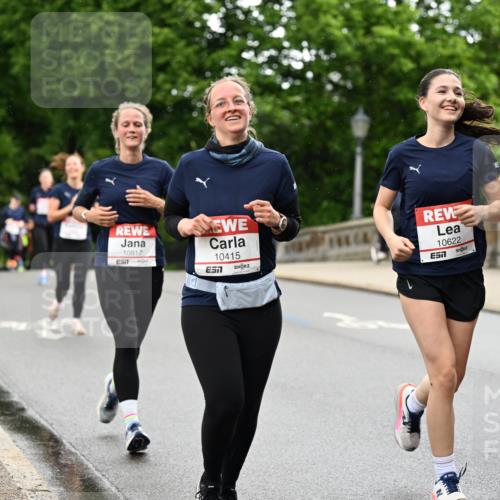 14.06.2026 - REWE Women's Run Dr. Thomas Lammeyer http://msf.ph/oto/9768833 14.06.2026 09:45:38 Laufen 10817, 57, 10415, 10622, 7, 10733 meine-sportfotos.de