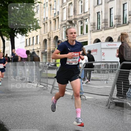 14.06.2026 - REWE Women's Run J. Mangold http://msf.ph/oto/9768834 14.06.2026 09:48:33 Ziel 10215, 10266, 10407, 10642, 10929 meine-sportfotos.de