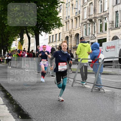 14.06.2026 - REWE Women's Run J. Mangold http://msf.ph/oto/9768847 14.06.2026 09:48:38 Ziel 10095, 10106, 10407, 10642 meine-sportfotos.de