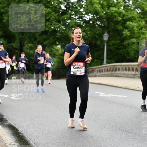 14.06.2026 - REWE Women's Run Dr. Thomas Lammeyer http://msf.ph/oto/9768863 14.06.2026 09:45:40 Laufen 10663, 7, 10340 meine-sportfotos.de