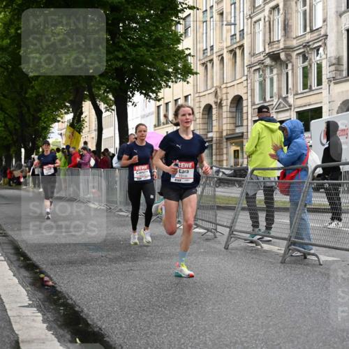 14.06.2026 - REWE Women's Run J. Mangold http://msf.ph/oto/9768871 14.06.2026 09:48:44 Ziel 10074, 10095, 10106, 10233 meine-sportfotos.de