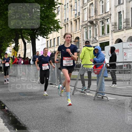 14.06.2026 - REWE Women's Run J. Mangold http://msf.ph/oto/9768873 14.06.2026 09:48:44 Ziel 10074, 10095, 10106, 10233 meine-sportfotos.de