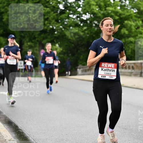14.06.2026 - REWE Women's Run Dr. Thomas Lammeyer http://msf.ph/oto/9768874 14.06.2026 09:45:41 Laufen 10663, 10, 857 meine-sportfotos.de