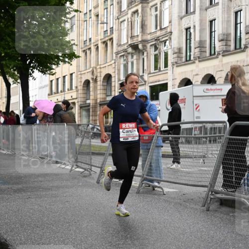 14.06.2026 - REWE Women's Run J. Mangold http://msf.ph/oto/9768883 14.06.2026 09:48:45 Ziel 10074, 10095, 10106, 10233 meine-sportfotos.de
