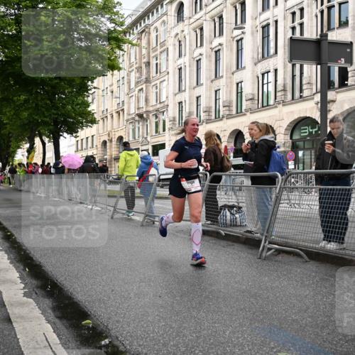 14.06.2026 - REWE Women's Run J. Mangold http://msf.ph/oto/9768933 14.06.2026 09:49:11 Ziel 10991 meine-sportfotos.de
