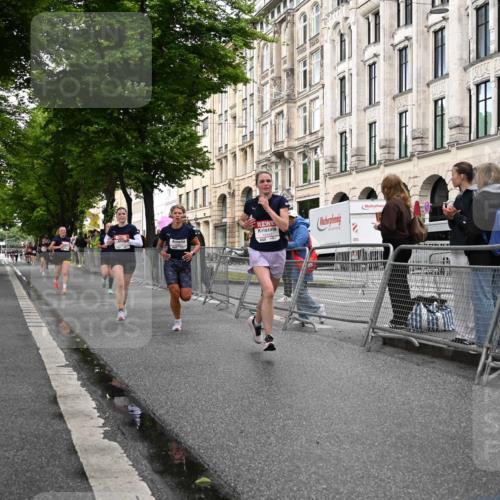 14.06.2026 - REWE Women's Run J. Mangold http://msf.ph/oto/9768983 14.06.2026 09:49:41 Ziel 10281, 10322, 10342, 10691, 10738, 10885 meine-sportfotos.de