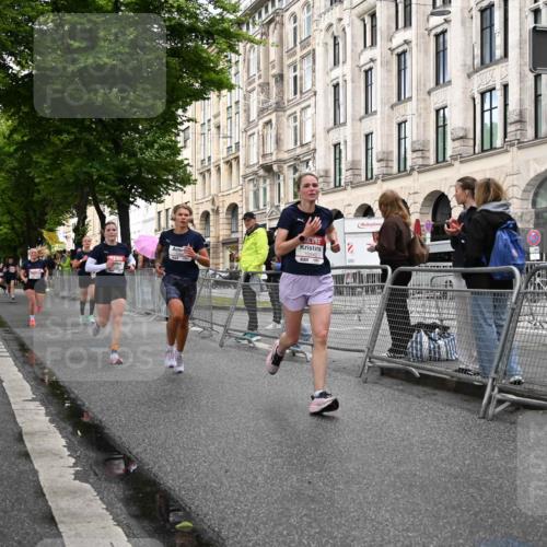 14.06.2026 - REWE Women's Run J. Mangold http://msf.ph/oto/9768989 14.06.2026 09:49:41 Ziel 10281, 10322, 10342, 10691, 10738, 10885 meine-sportfotos.de