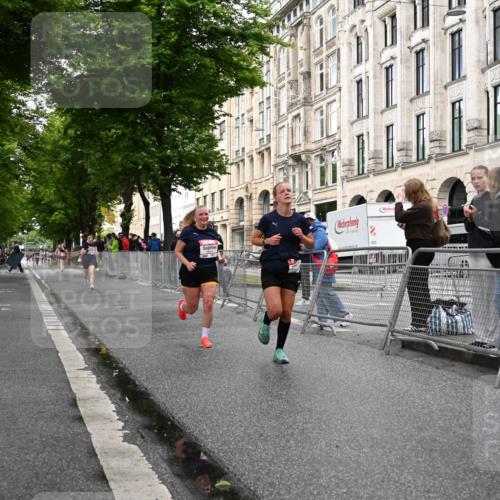 14.06.2026 - REWE Women's Run J. Mangold http://msf.ph/oto/9769009 14.06.2026 09:49:44 Ziel 10281, 10322, 10342, 10691, 10885, 10894 meine-sportfotos.de