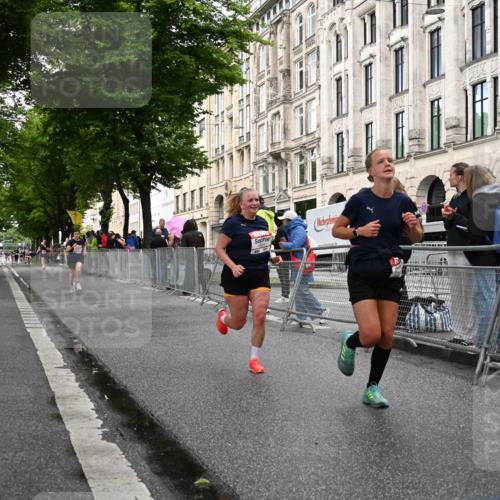 14.06.2026 - REWE Women's Run J. Mangold http://msf.ph/oto/9769017 14.06.2026 09:49:45 Ziel 10281, 10322, 10342, 10691, 10885, 10894 meine-sportfotos.de
