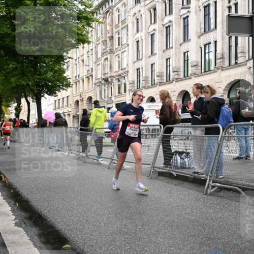 14.06.2026 - REWE Women's Run J. Mangold http://msf.ph/oto/9769024 14.06.2026 09:49:55 Ziel 10214, 10346 meine-sportfotos.de