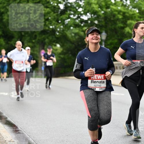14.06.2026 - REWE Women's Run Dr. Thomas Lammeyer http://msf.ph/oto/9769028 14.06.2026 09:45:53 Laufen 10750 meine-sportfotos.de