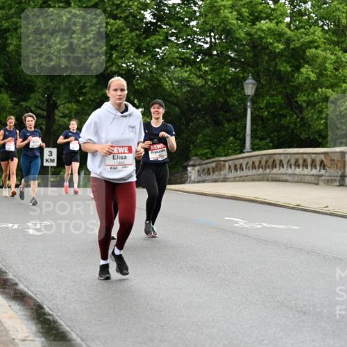 14.06.2026 - REWE Women's Run Dr. Thomas Lammeyer http://msf.ph/oto/9769047 14.06.2026 09:45:54 Laufen 3, 11444, 50, 11469 meine-sportfotos.de