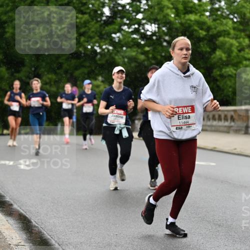 14.06.2026 - REWE Women's Run Dr. Thomas Lammeyer http://msf.ph/oto/9769065 14.06.2026 09:45:55 Laufen 11444, 7 meine-sportfotos.de