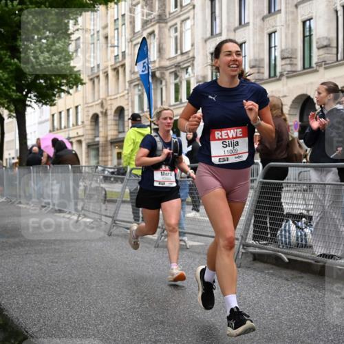 14.06.2026 - REWE Women's Run J. Mangold http://msf.ph/oto/9769071 14.06.2026 09:50:13 Ziel 10869, 11009 meine-sportfotos.de